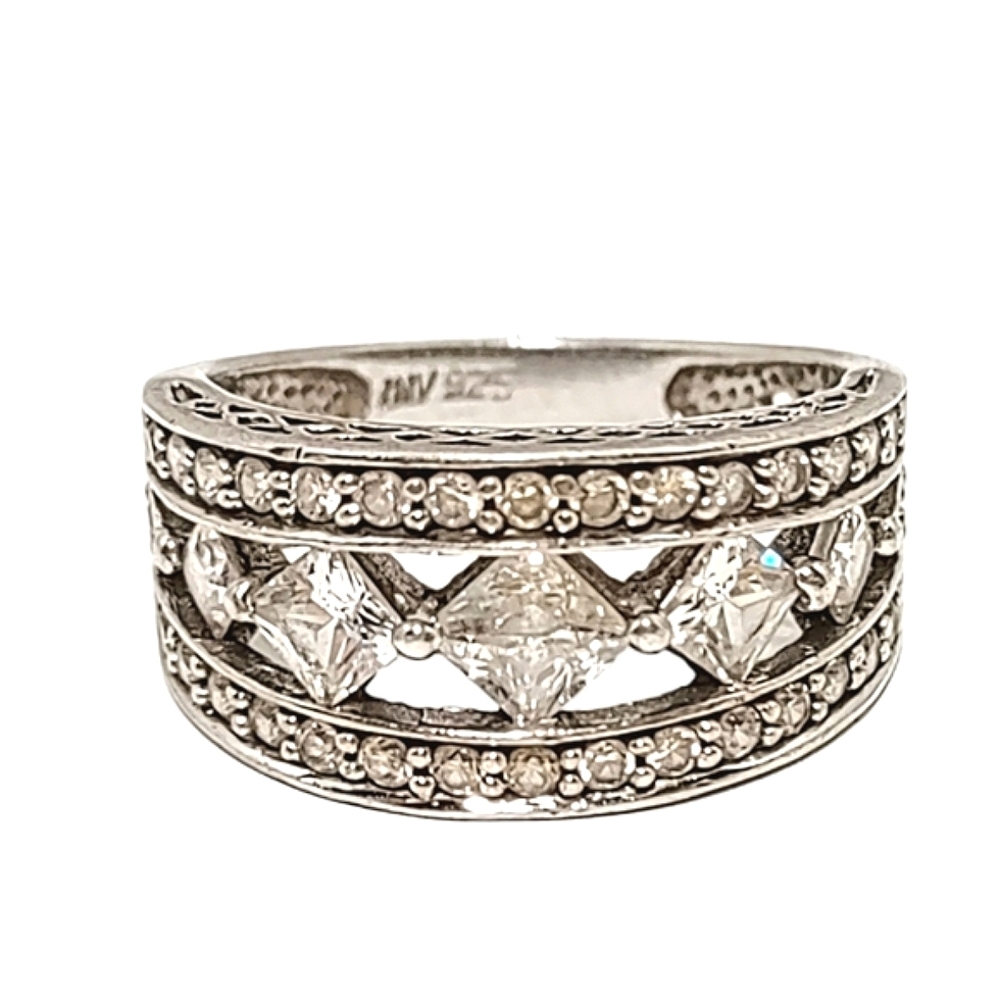 Ring Sterling Silver 925 Sz 7
